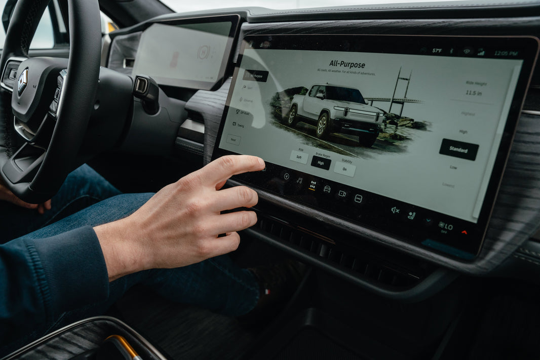 Touchscreens in Cars Found More Distracting Than Alcohol