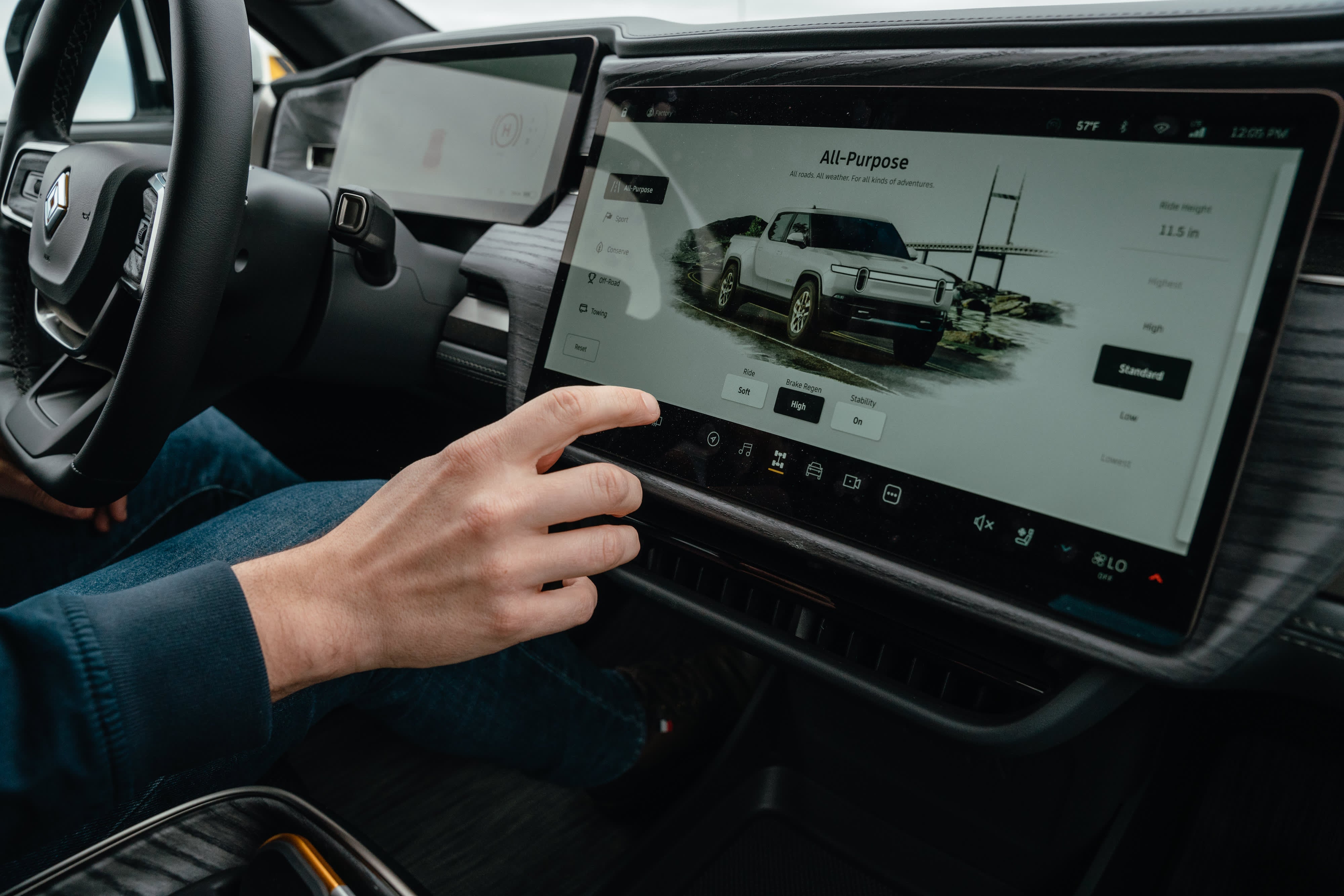 Touchscreens in Cars Found More Distracting Than Alcohol
