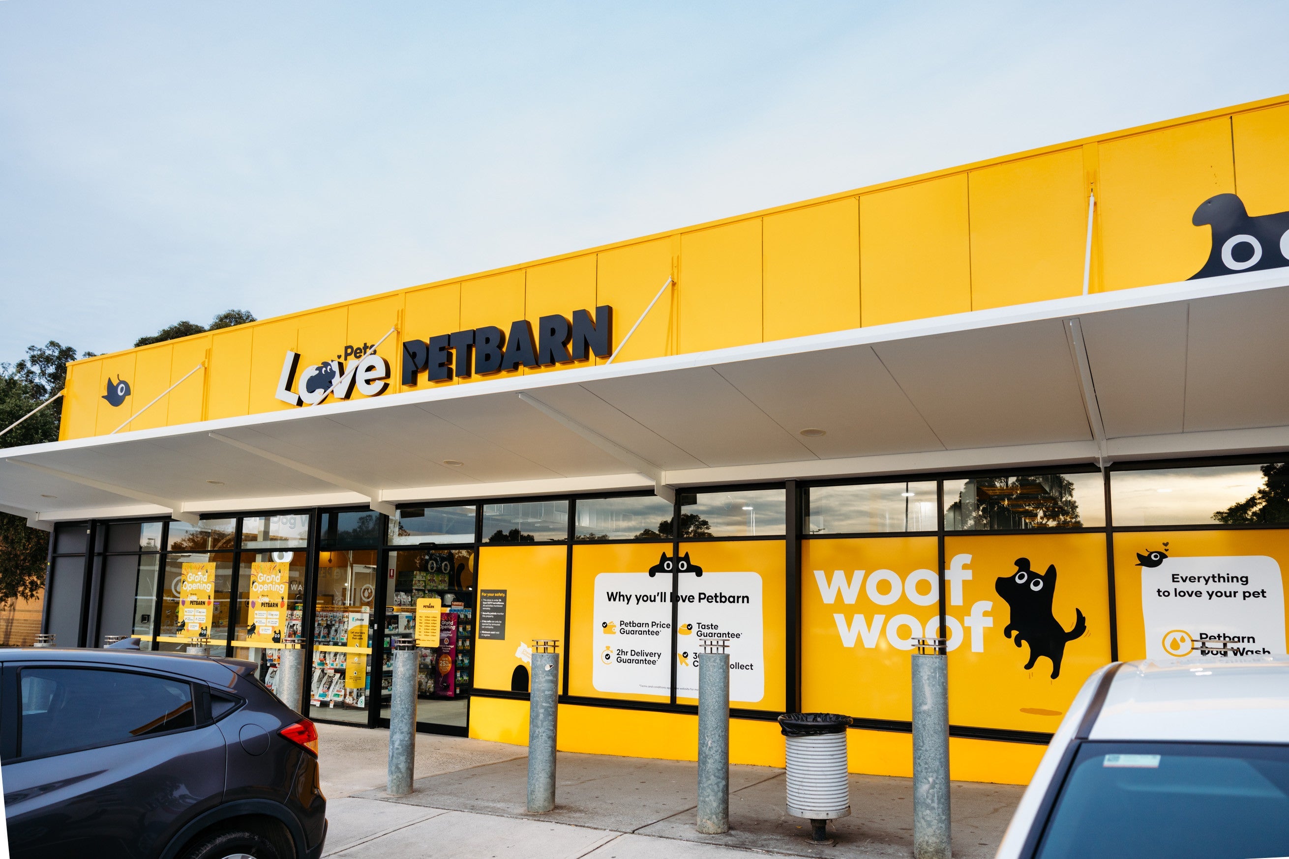 Woolworths Restructures Big W and Pet Divisions